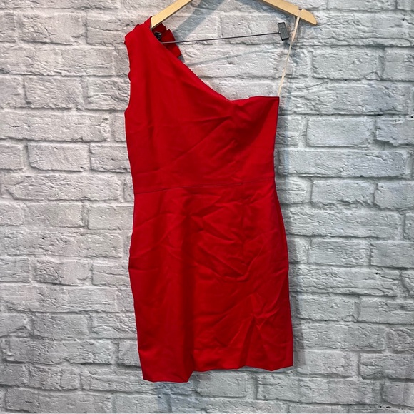 Valentino Techno Couture SZ 10 Red One Shoulder Flower Detail Knee Length Dress - Picture 2 of 14